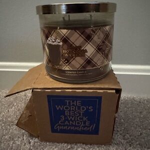 Bath and Body Works Hot Cocoa and Cream 3 wick candle new with box